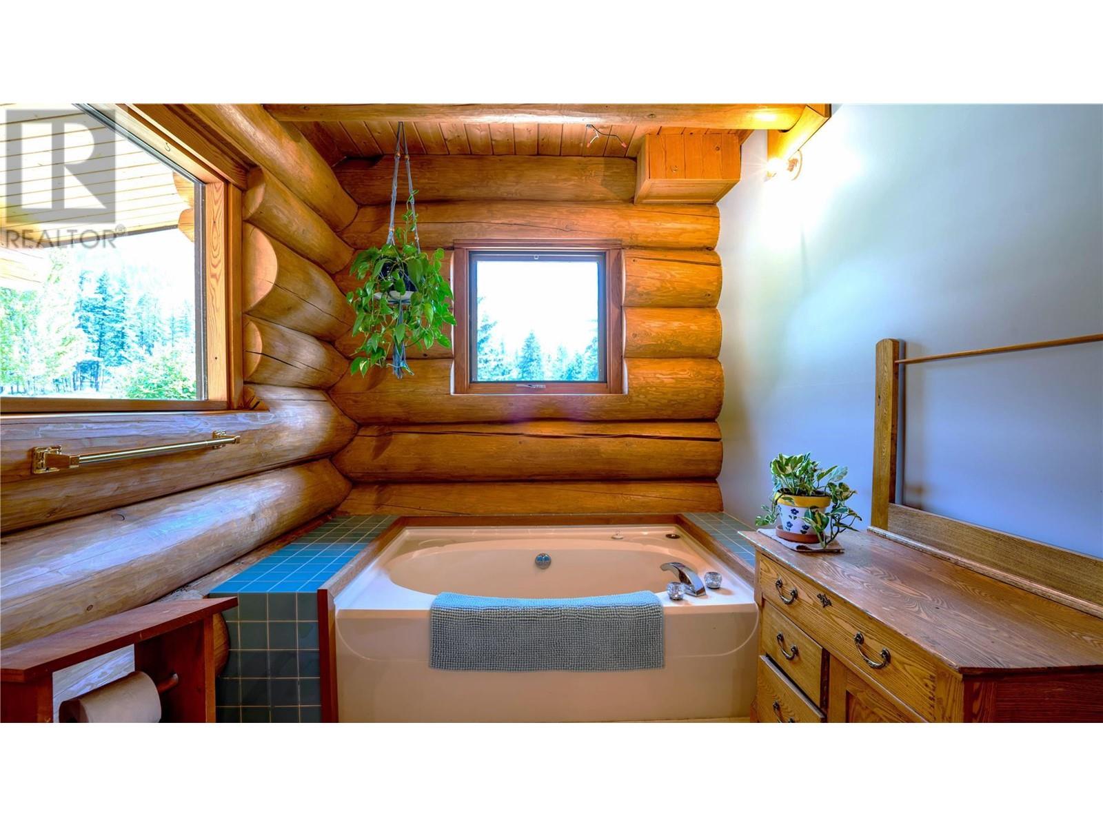 Listing 10268777 - Large Photo # 17
