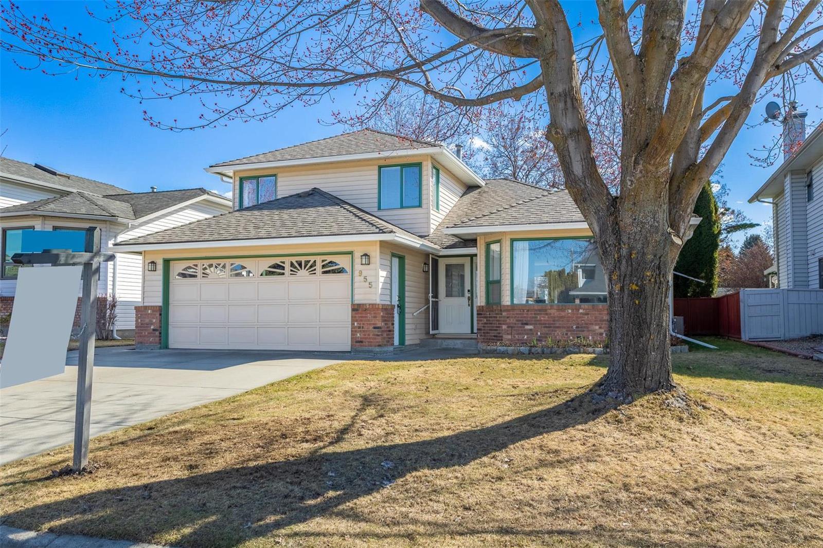 Listing 10268844 - Large Photo # 1