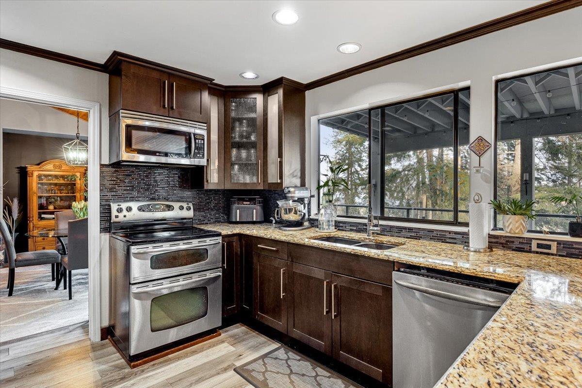 Listing 10268850 - Large Photo # 17