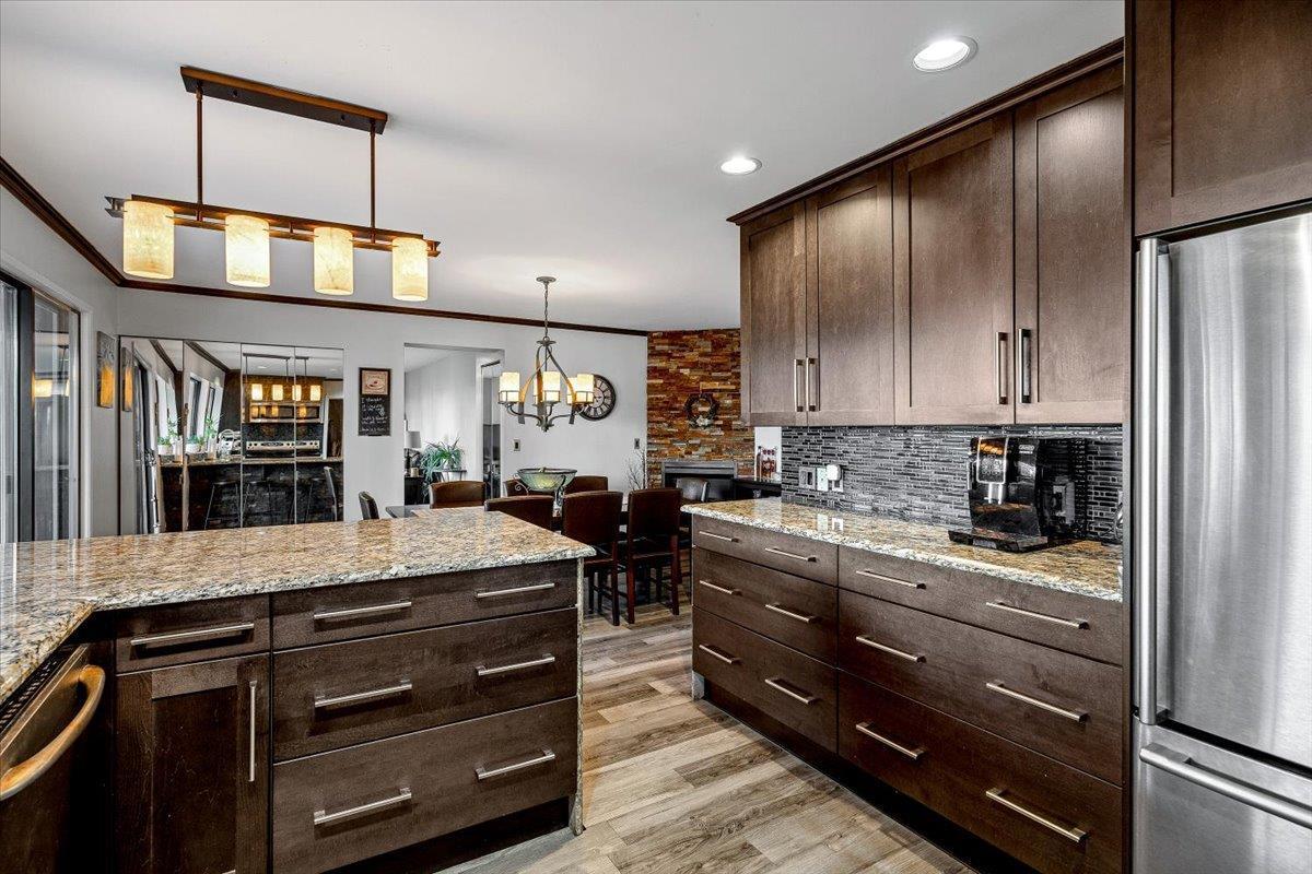 Listing 10268850 - Large Photo # 20