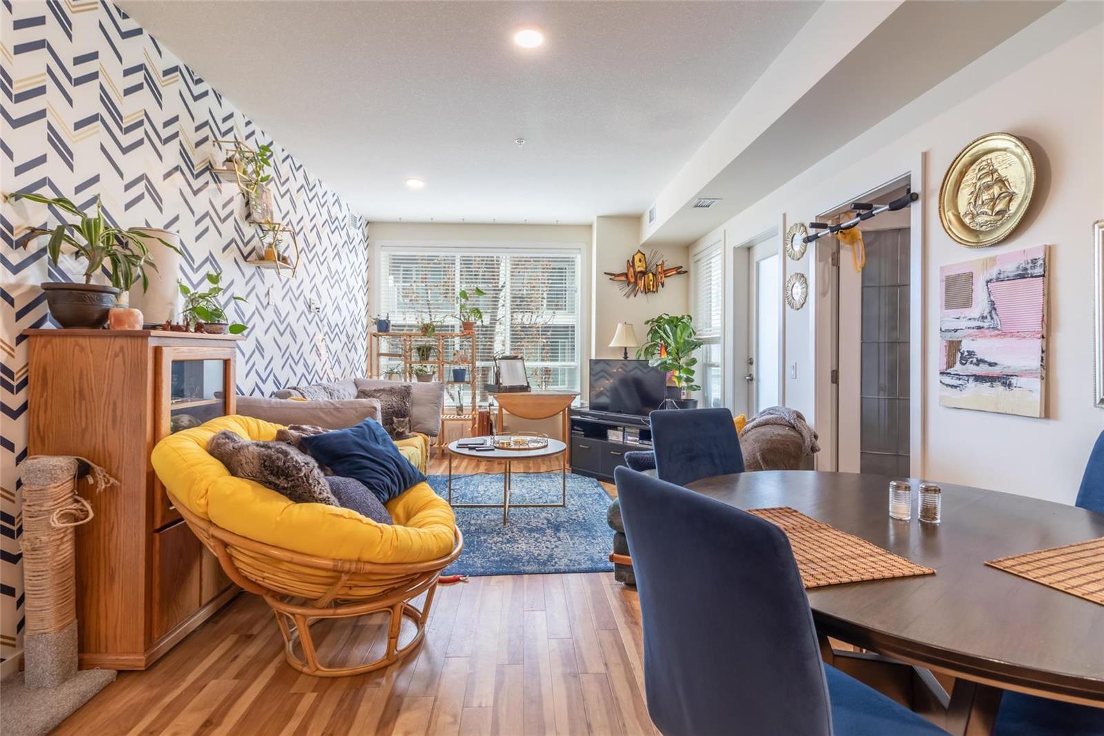Listing 10269094 - Large Photo # 12