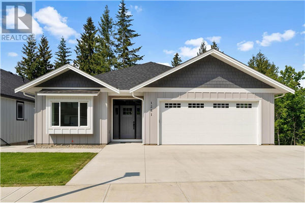 1251 21 Street, NE, Salmon Arm