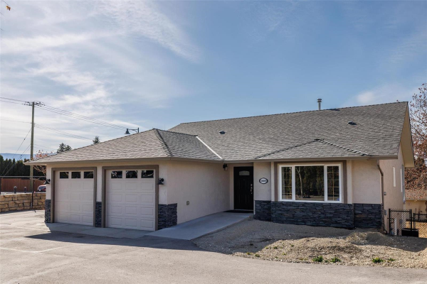 1009 Hudson Road,, West Kelowna