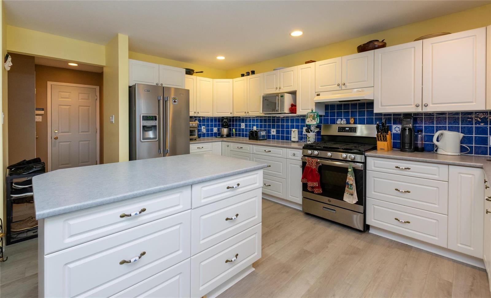Listing 10269270 - Large Photo # 14
