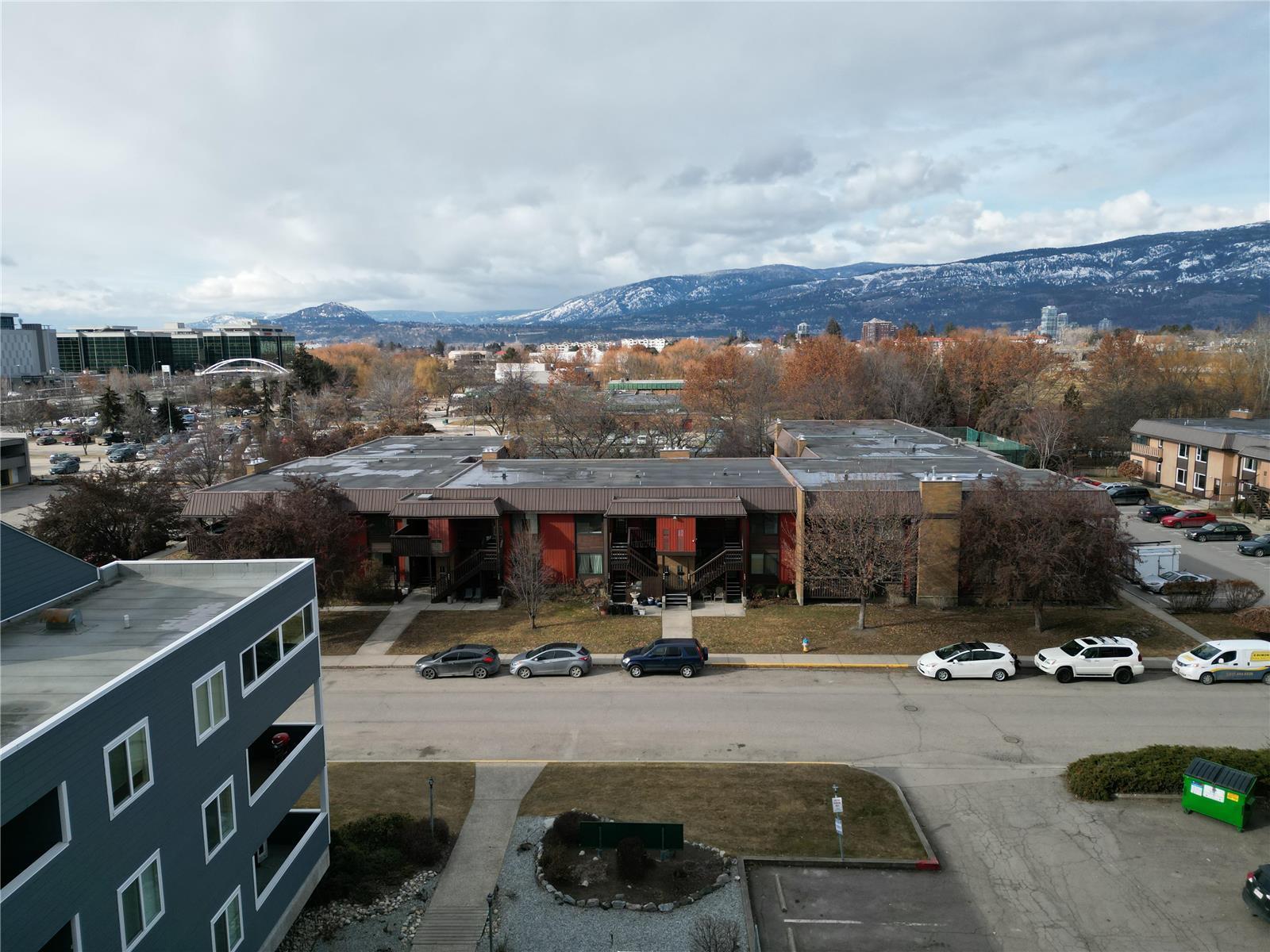Listing 10269282 - Large Photo # 3