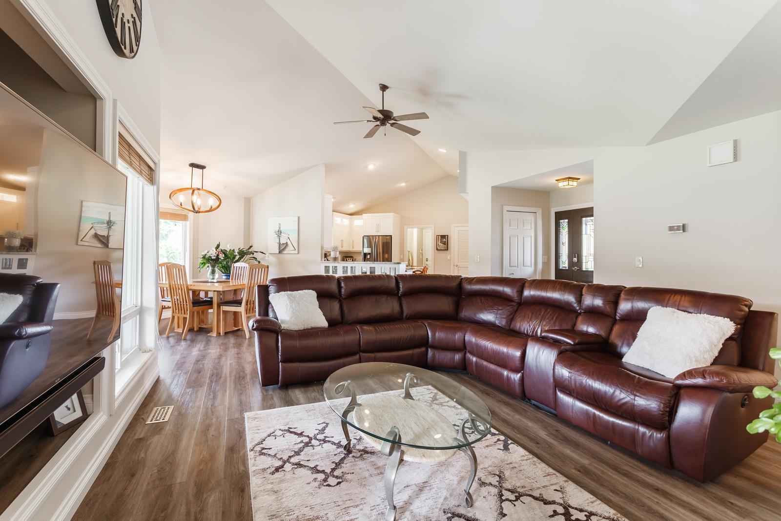 Listing 10269342 - Large Photo # 2