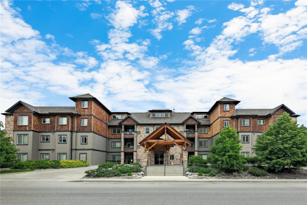 #205 1957 Kane Road,, Kelowna