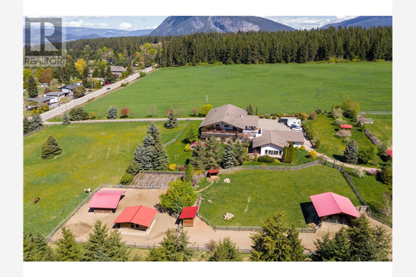 2190 30 Street, NE, Salmon Arm