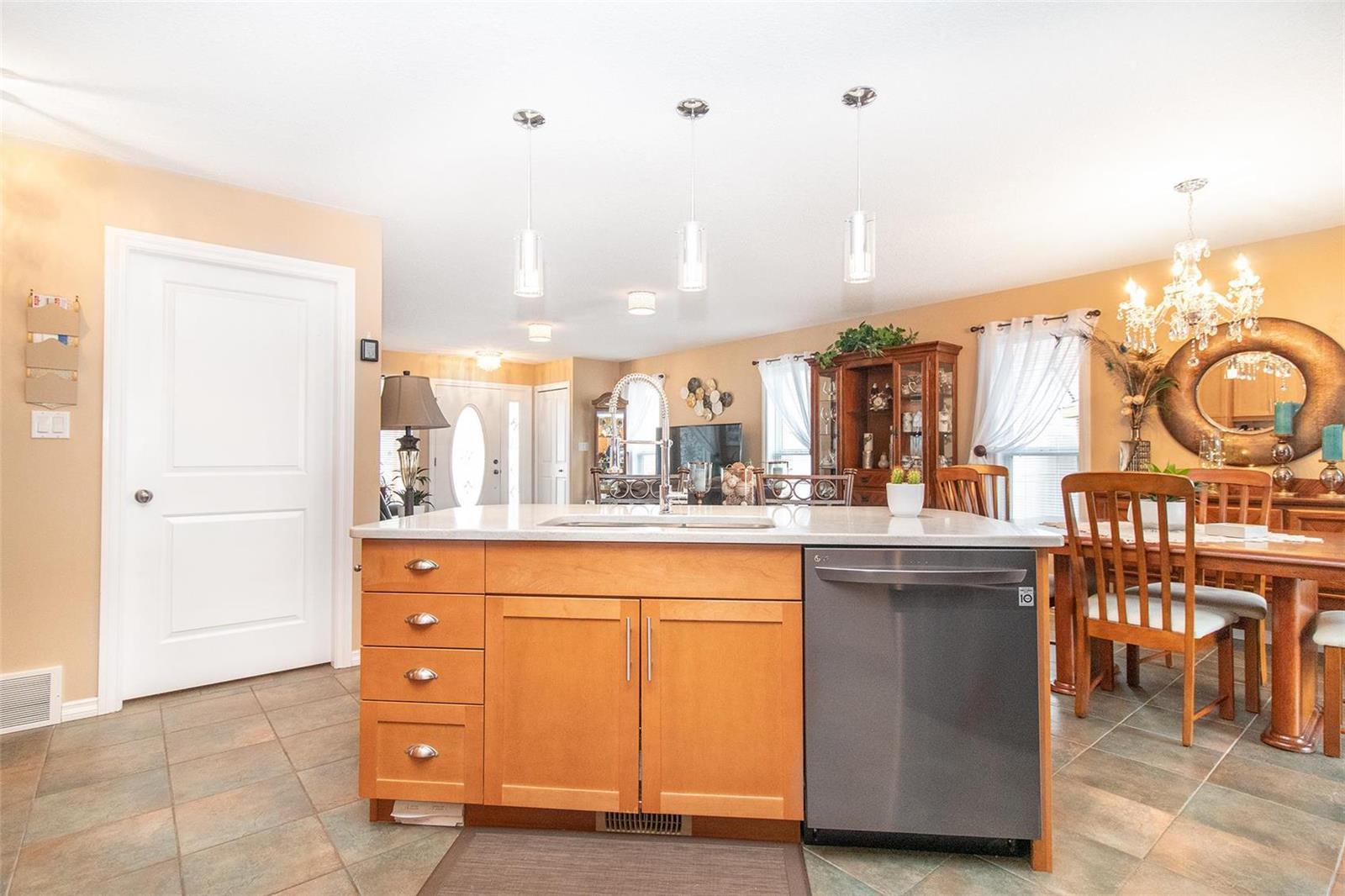 Listing 10269631 - Large Photo # 13