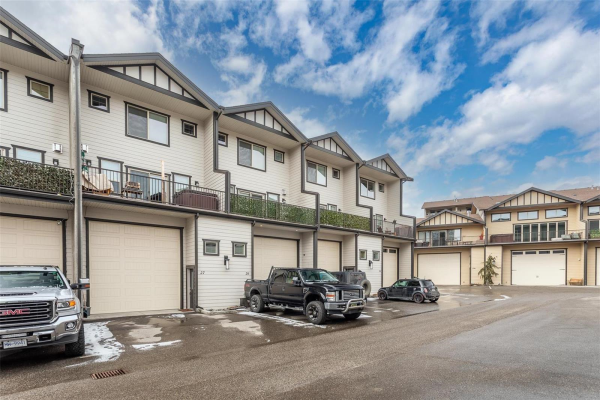 #27 3359 Cougar Road,, Westbank