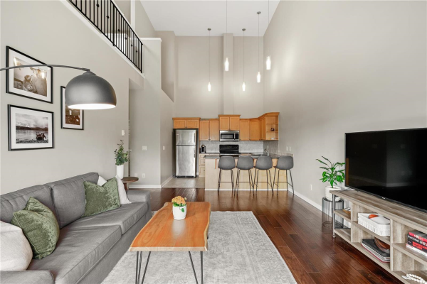 #302 2120 Shannon Ridge Drive,, West Kelowna
