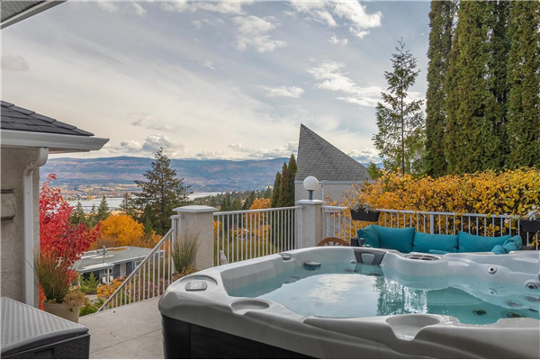 1168 Bowes Road,, West Kelowna