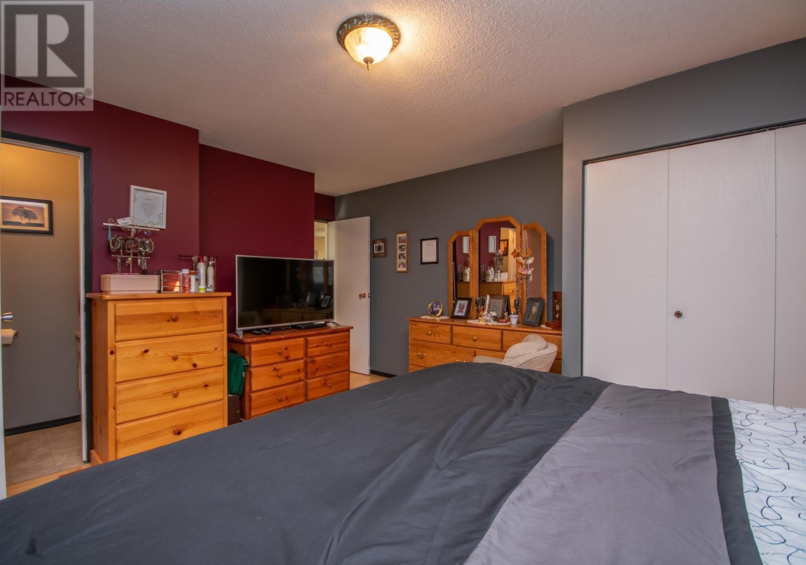 Listing 10269993 - Large Photo # 11