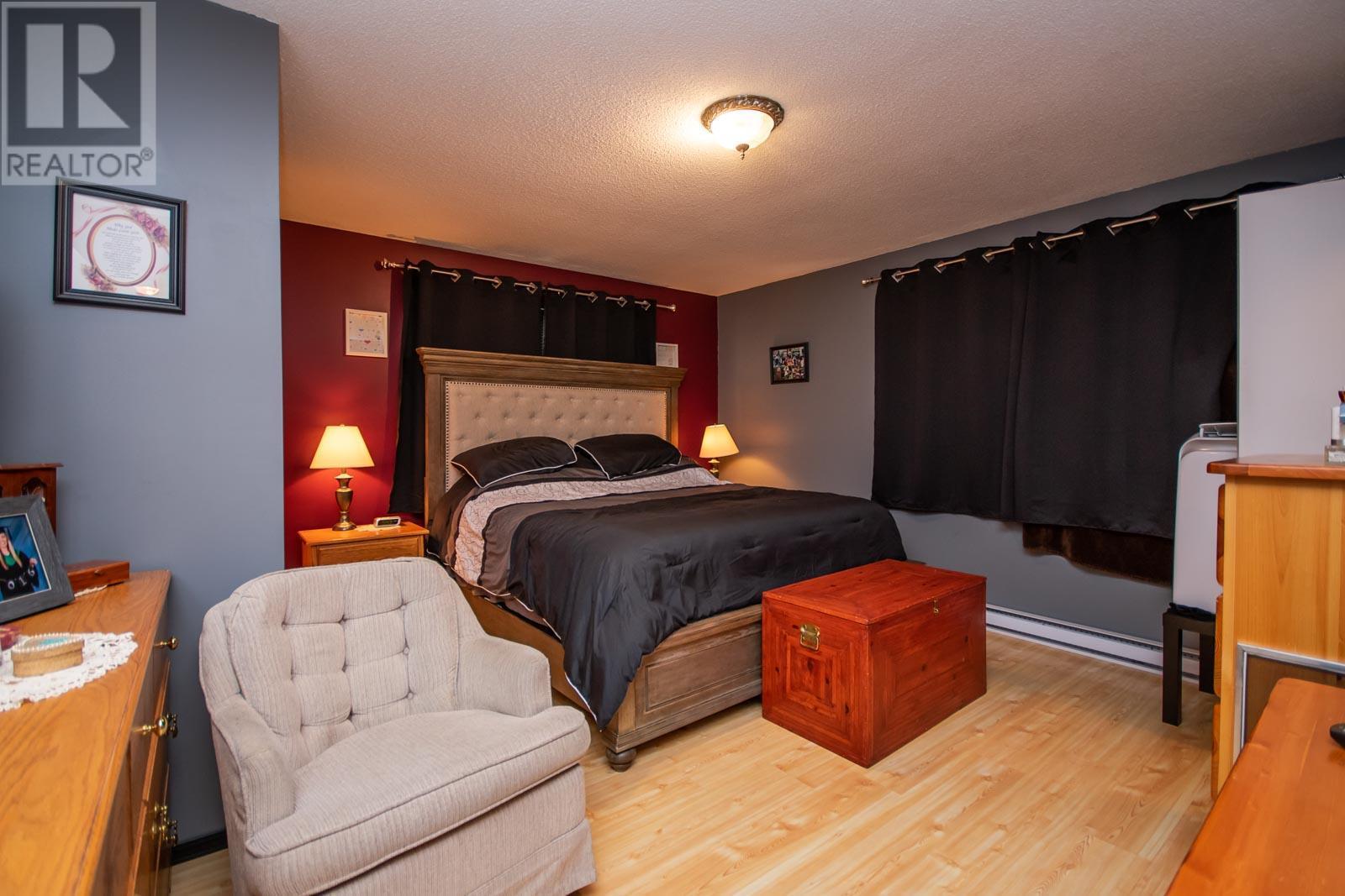 Listing 10269993 - Large Photo # 10