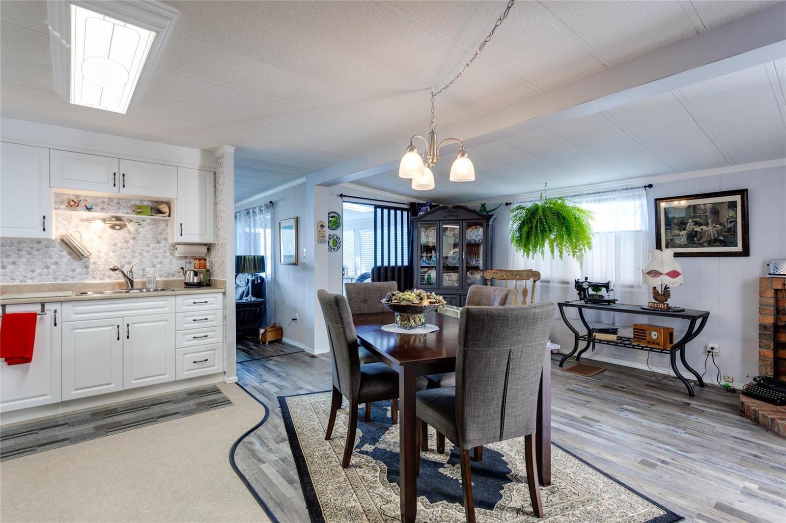 Listing 10270042 - Large Photo # 7
