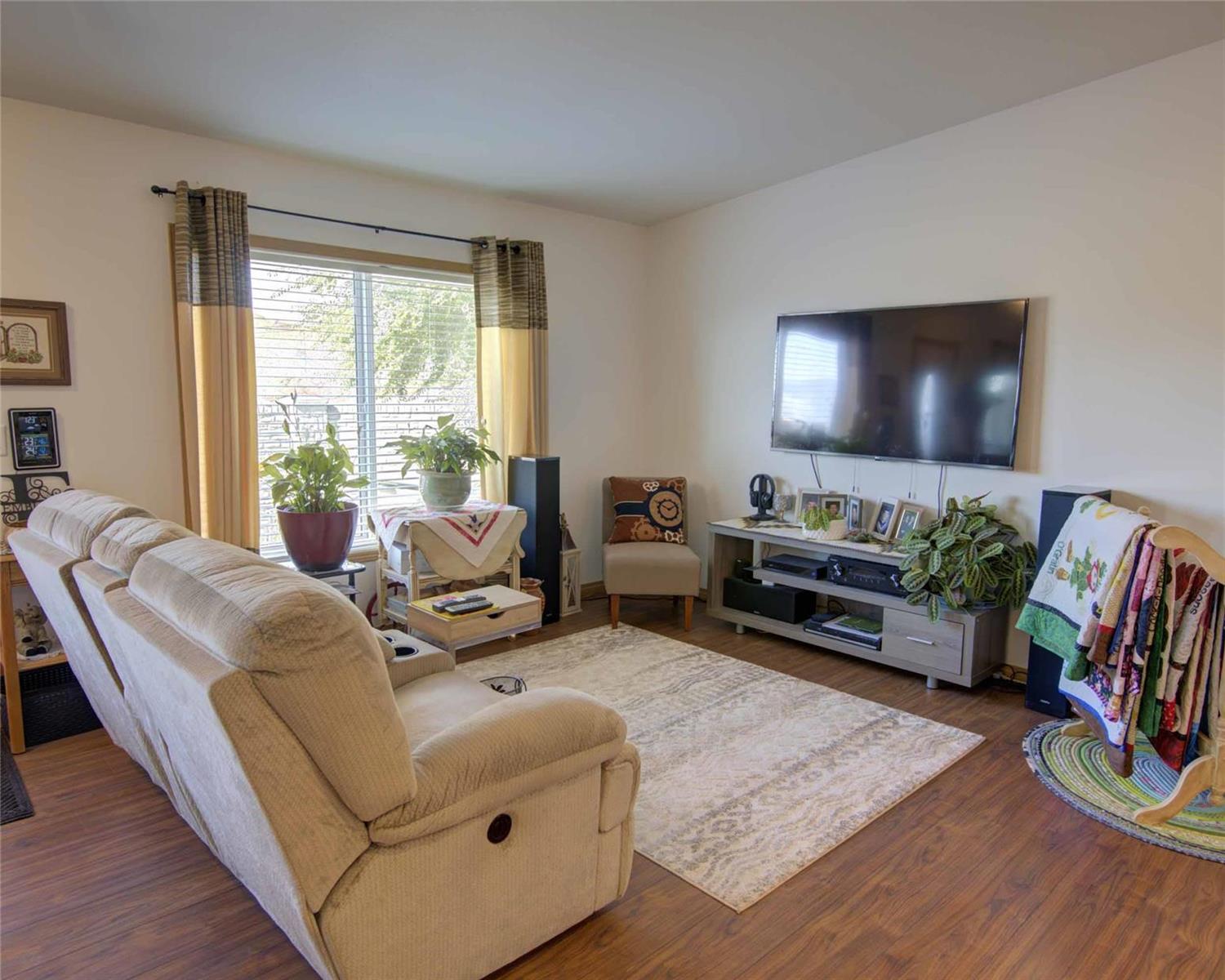 Listing 10270114 - Large Photo # 3
