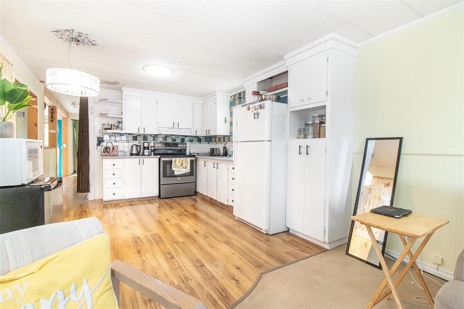 Listing 10270118 - Large Photo # 6
