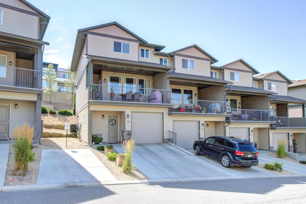 #15 933 Mt. Robson Place,, Vernon
