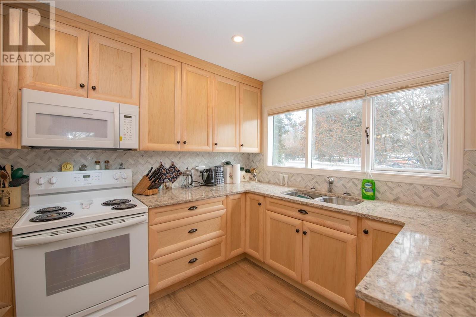 Listing 10270240 - Large Photo # 7