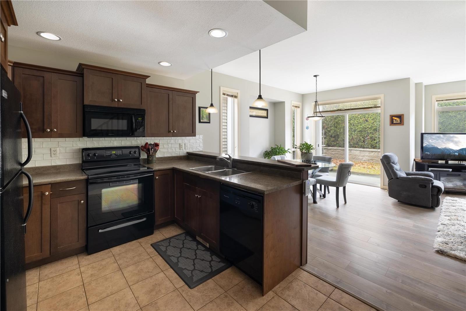 Listing 10270252 - Large Photo # 10