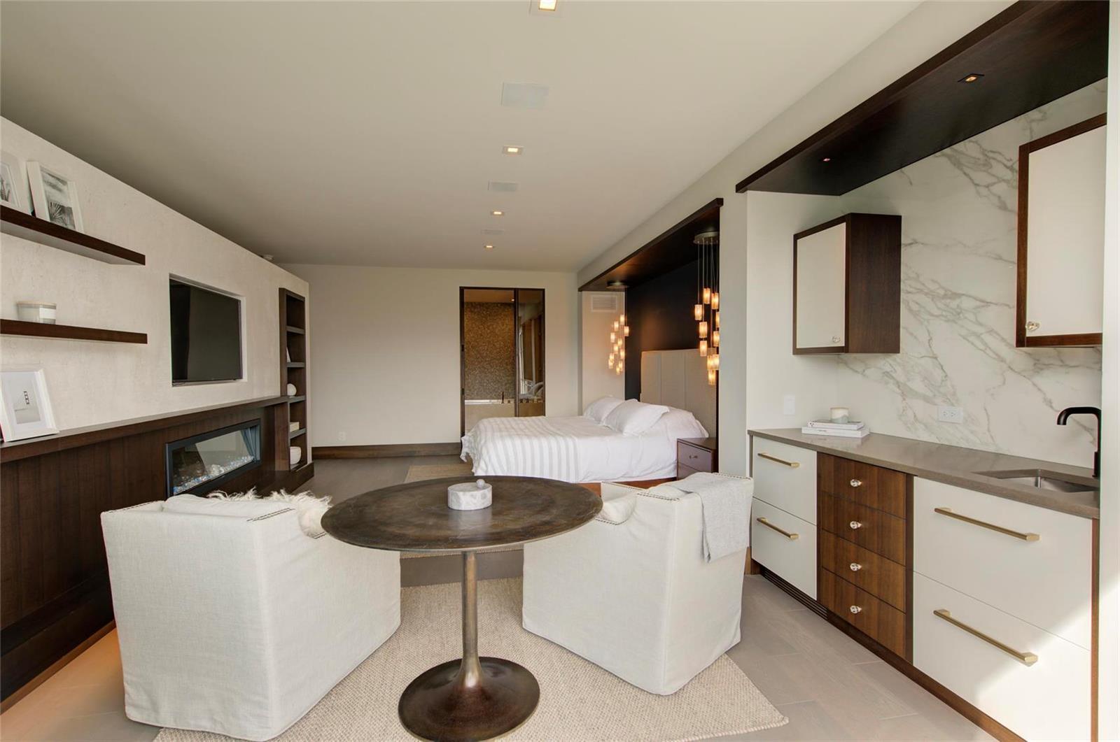 3745 West Bay Road Unit# 14, #14