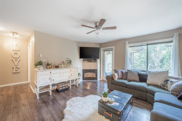 #302 2425 Mount Baldy Drive,, Kelowna
