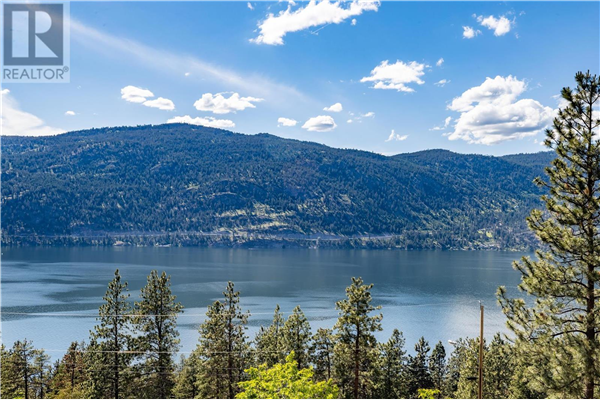 2455 Arthur Court,, Kelowna
