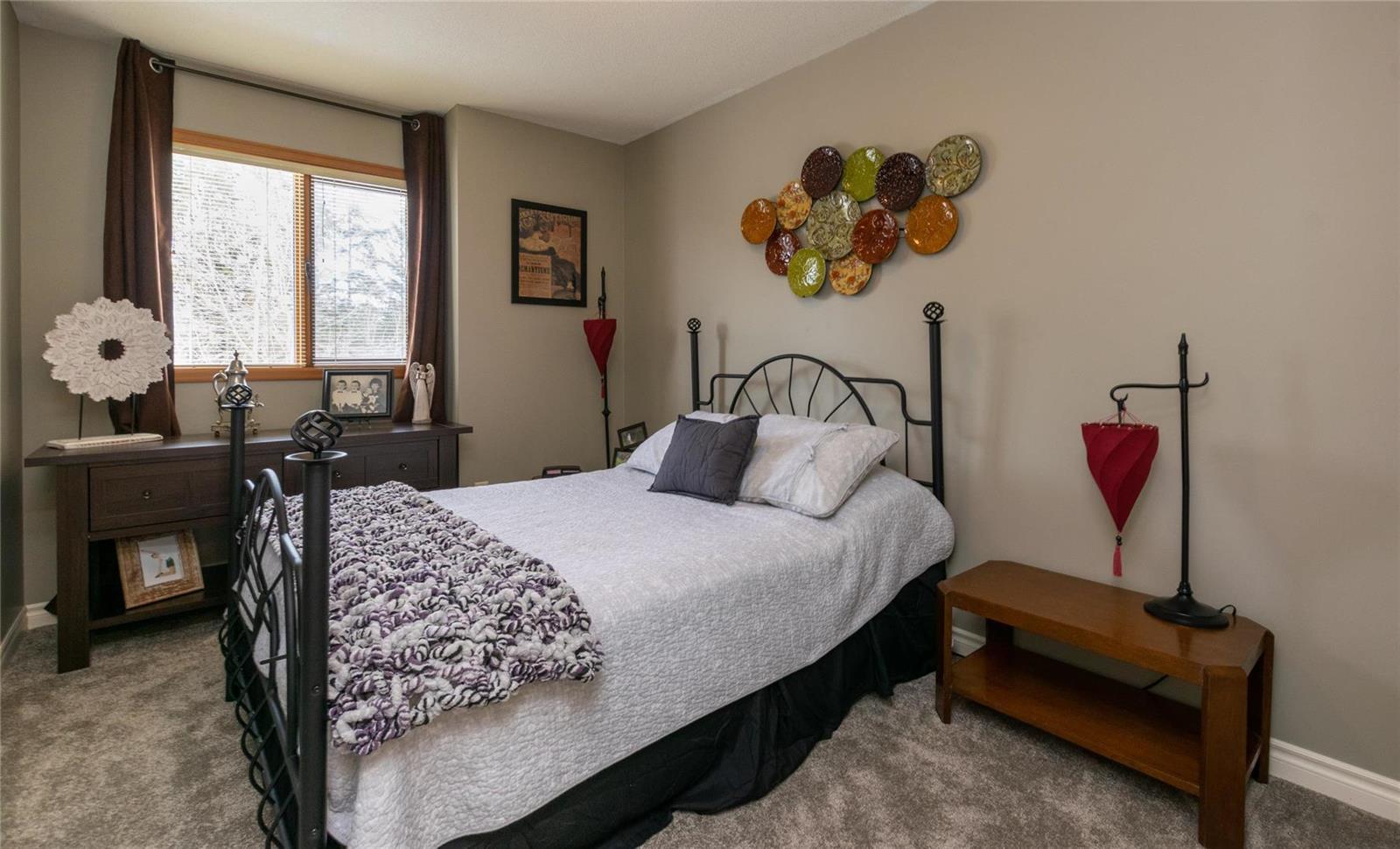Listing 10270386 - Large Photo # 25