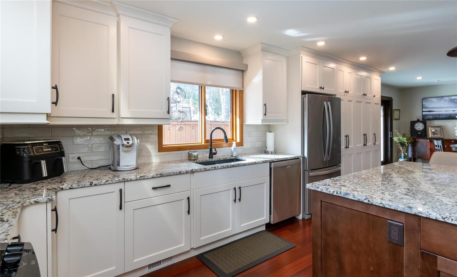 Listing 10270386 - Large Photo # 8