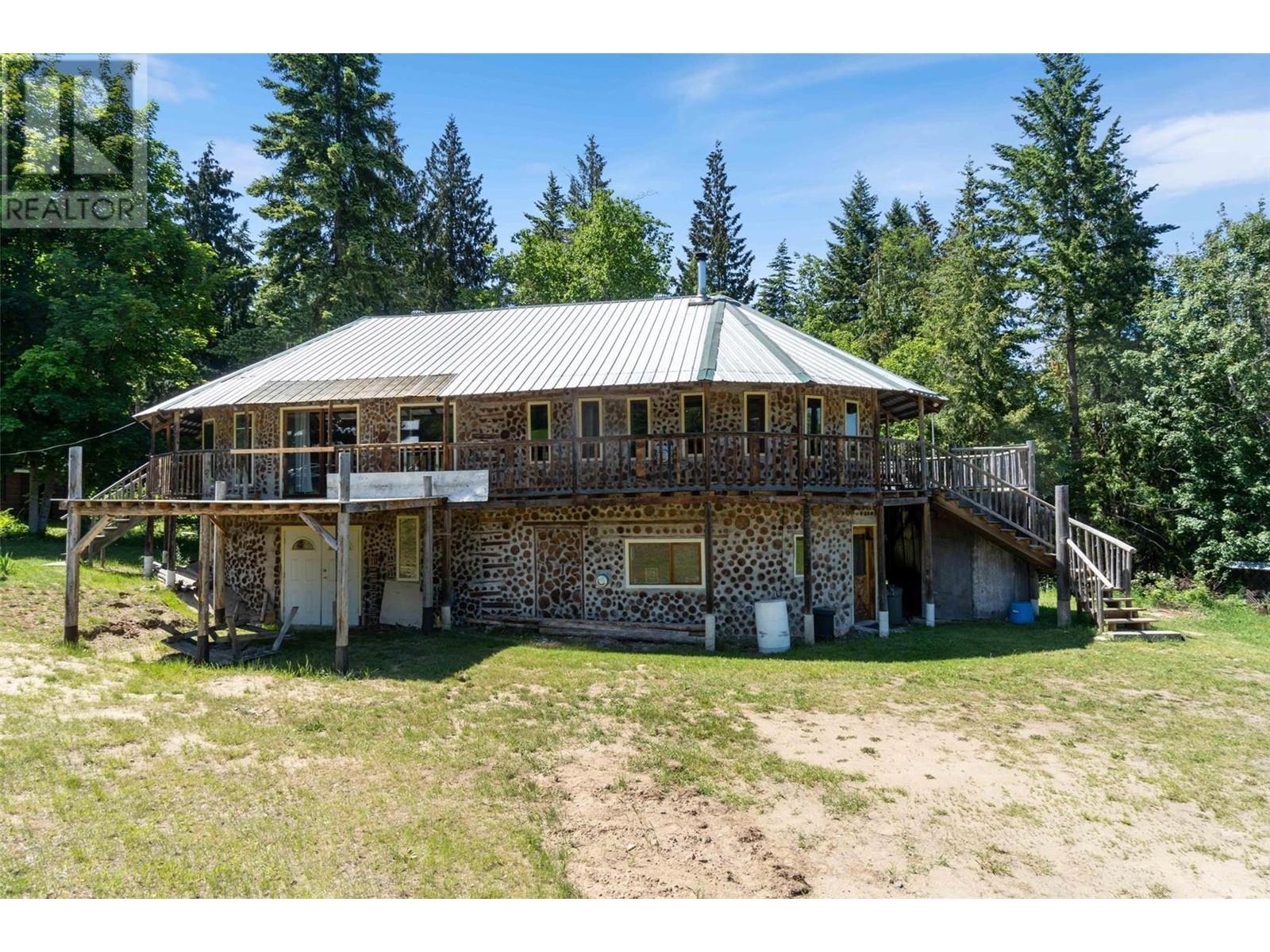 2747 Hilltop Road