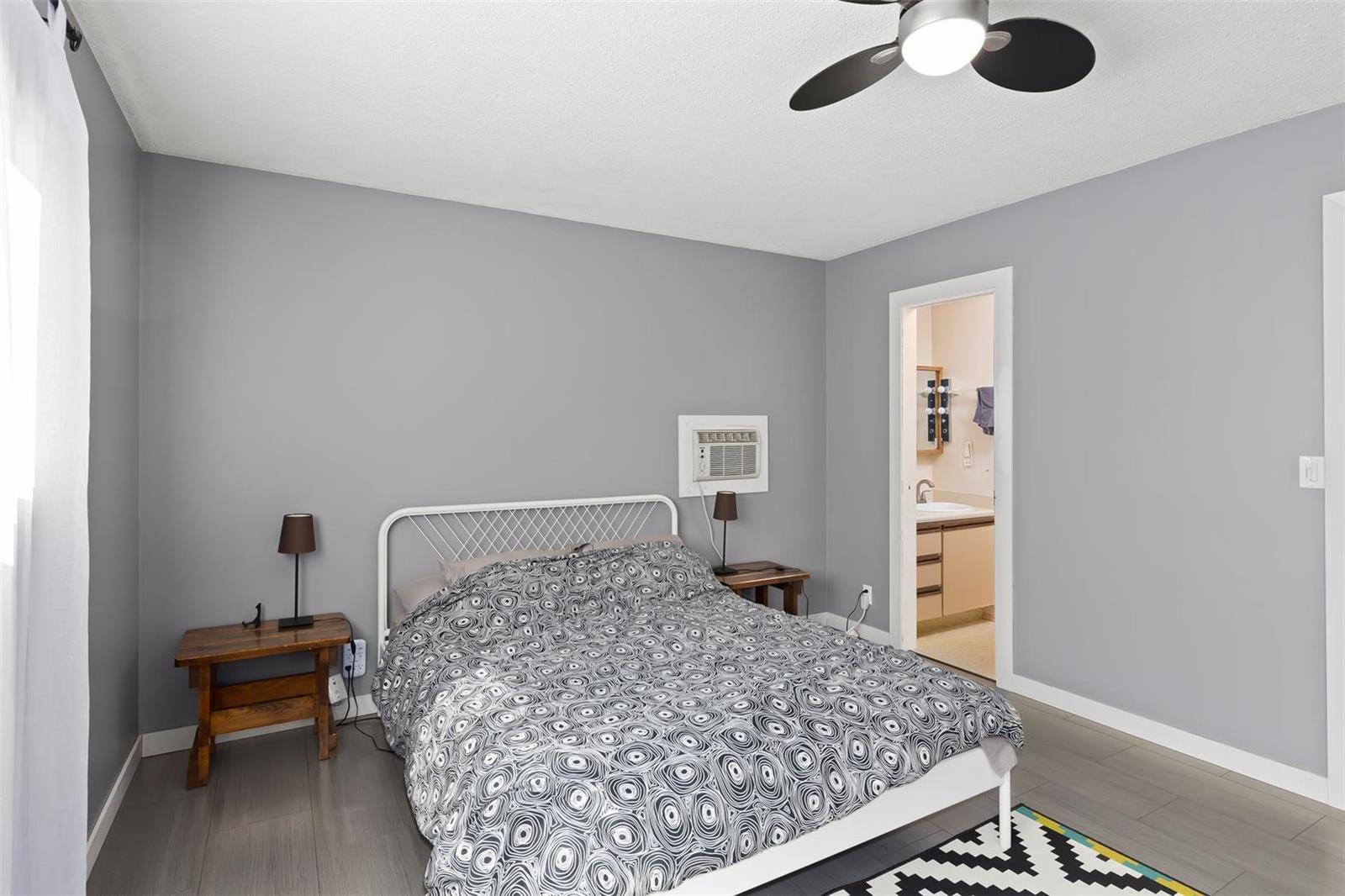 Listing 10270455 - Large Photo # 15