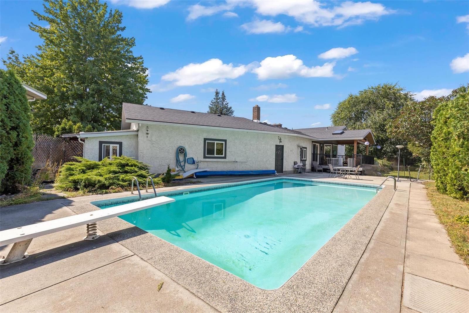 Listing 10270455 - Large Photo # 8