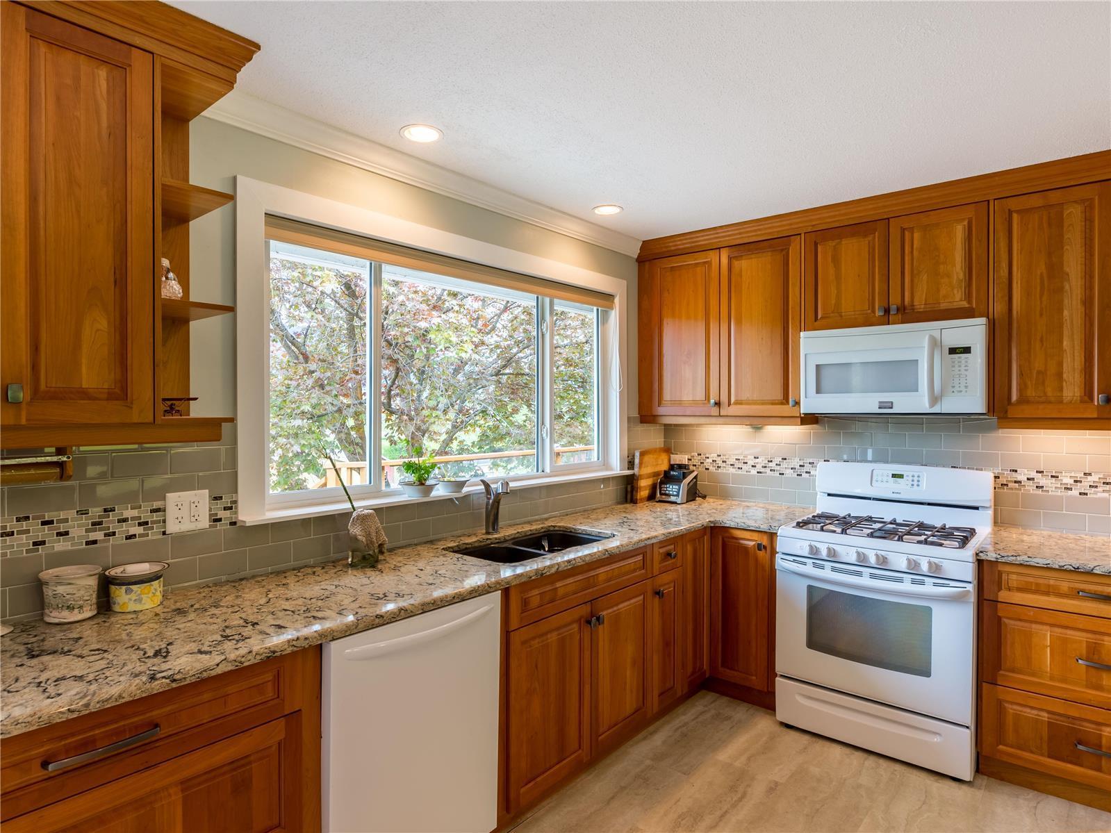 Listing 10270465 - Large Photo # 17