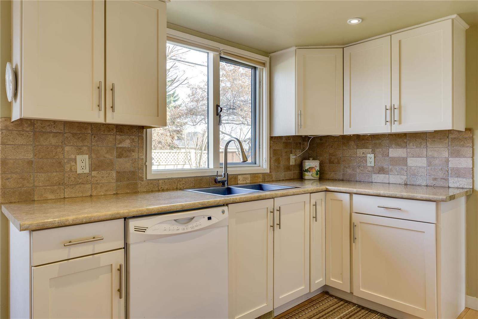 Listing 10270467 - Large Photo # 11