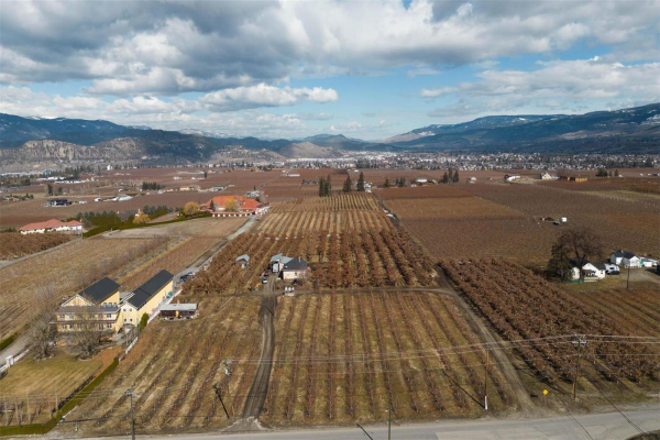 3260 Pooley Road,, Kelowna