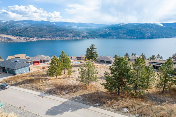 8948 Davidson Place,, Vernon