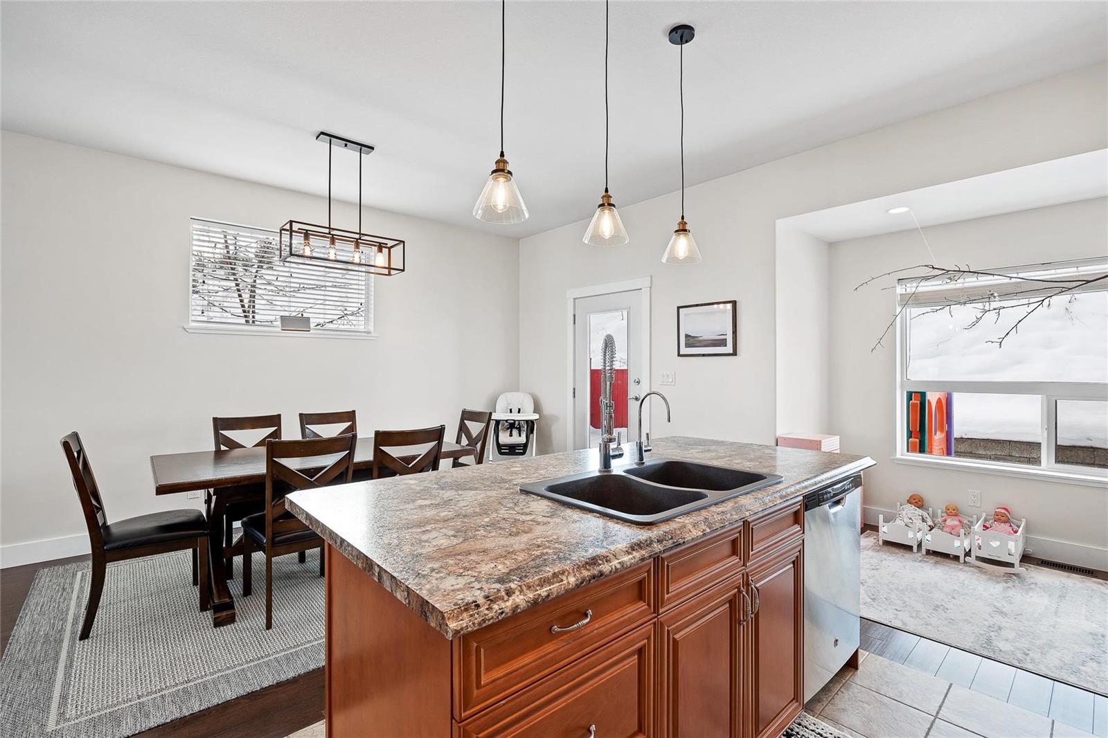 Listing 10270490 - Large Photo # 21