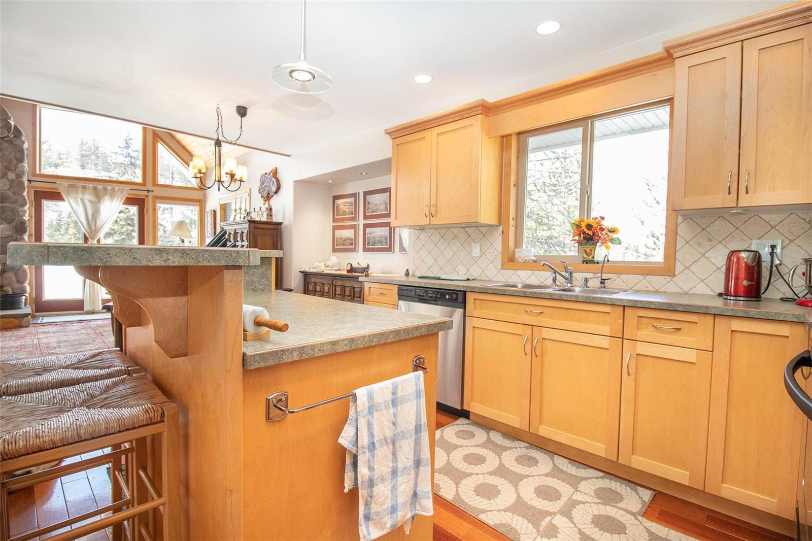 Listing 10270551 - Large Photo # 14