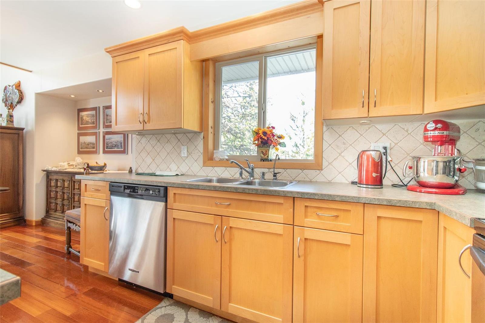 Listing 10270551 - Large Photo # 15
