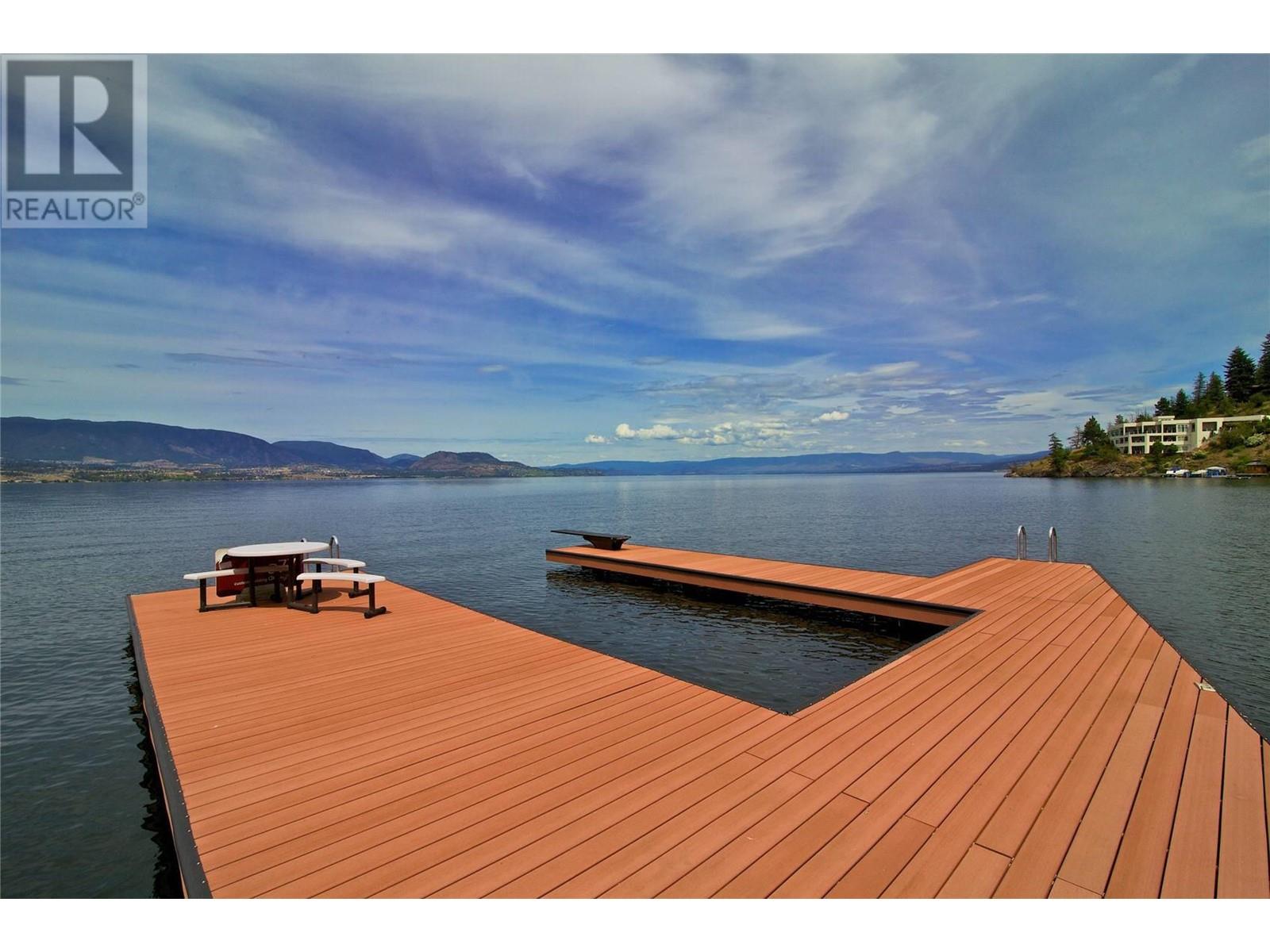 8888 Lakeshore Road