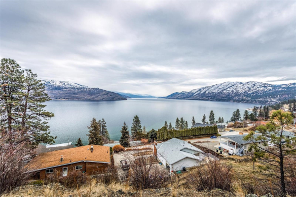 6341 Bulyea Avenue,, Peachland