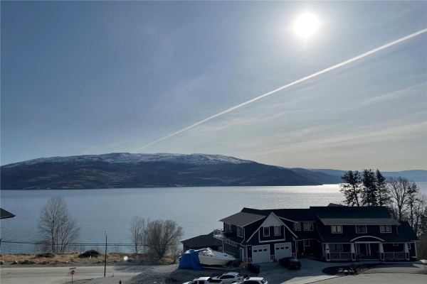 6476 Renfrew Court,, Peachland