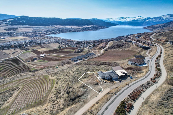 #34 595 Vineyard Way, N, Vernon