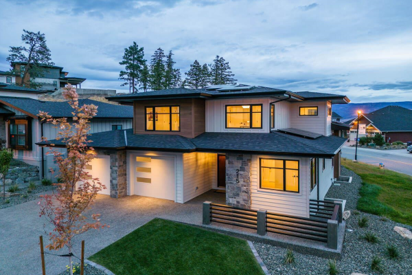 215 Echo Ridge Drive,, Kelowna