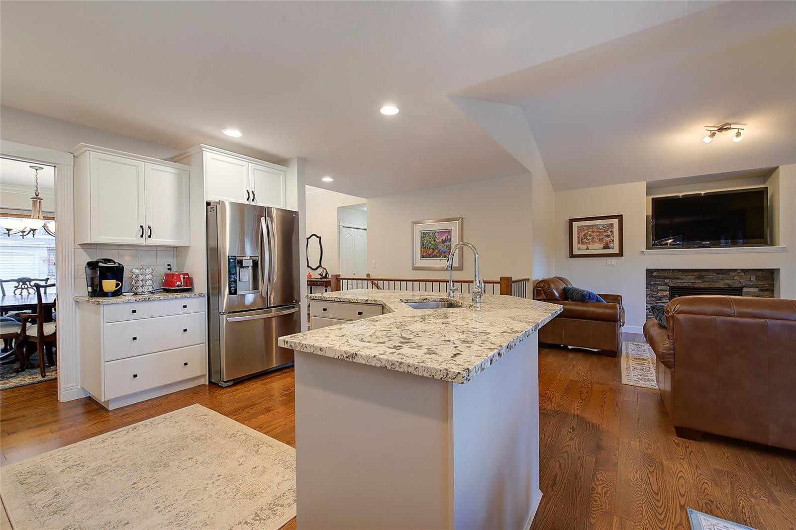 Listing 10270869 - Large Photo # 6