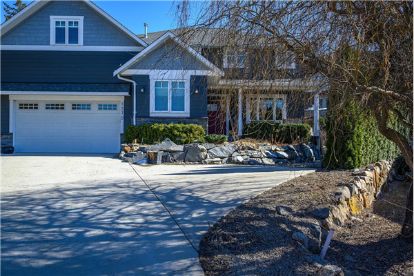1270 7 Avenue, SE, Salmon Arm