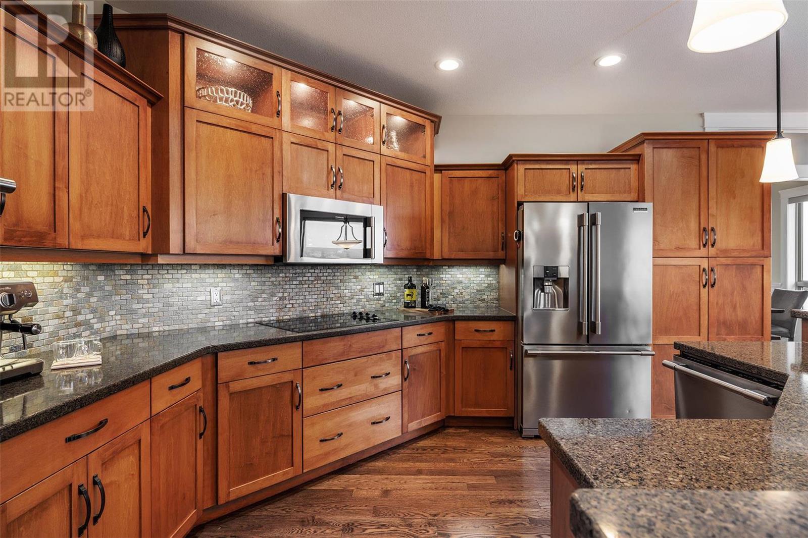 Listing 10270902 - Large Photo # 2