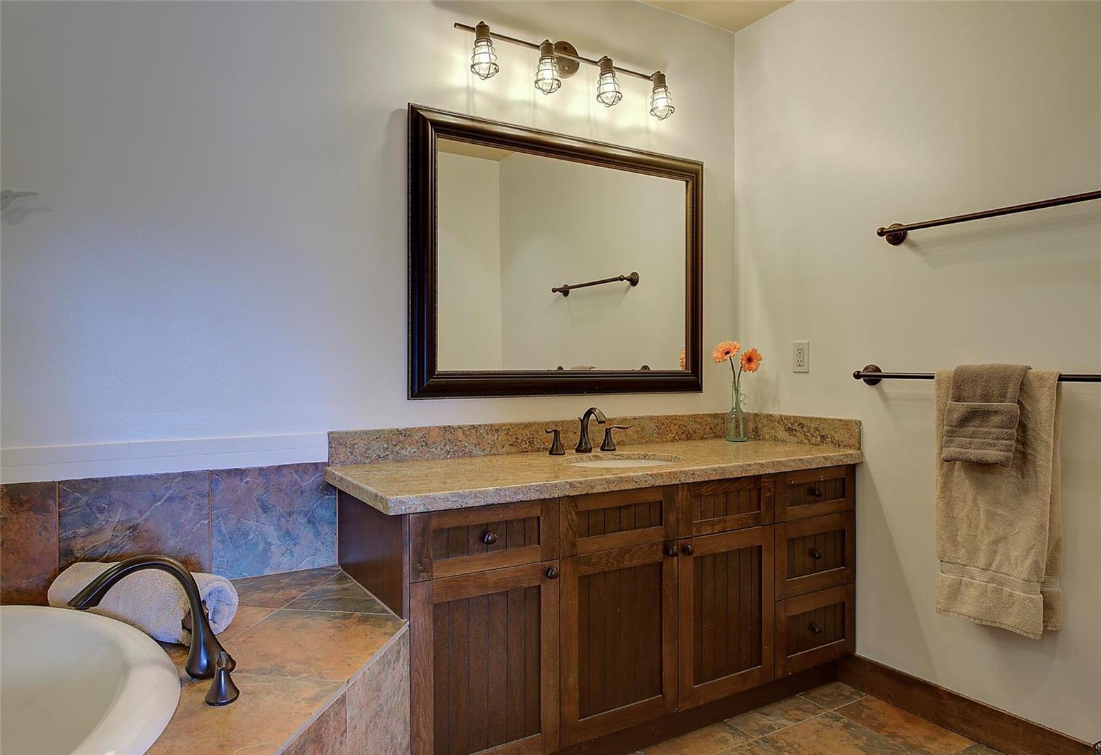 Listing 10270947 - Large Photo # 14