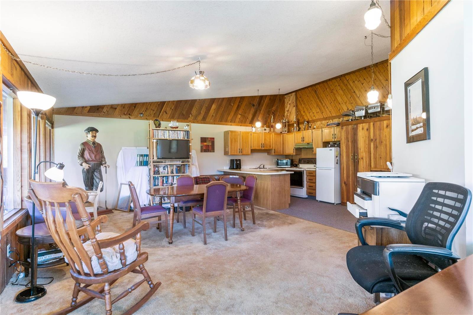 1450 Husky Frontage Road