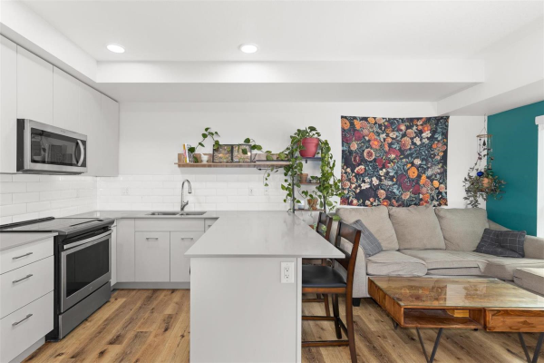 #209 722 Valley Road,, Kelowna